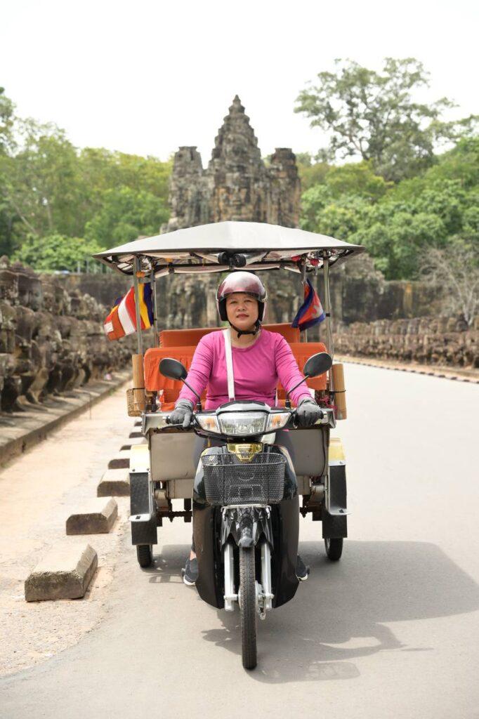 Meet Samut from Tuk Tuk Lady