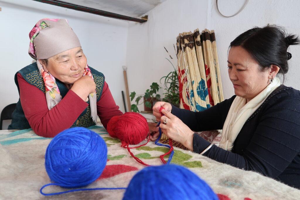 Boosting a craft workshop in Kyrgyzstan