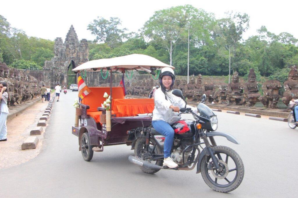 Meet Sreynoek from Tuk Tuk Lady